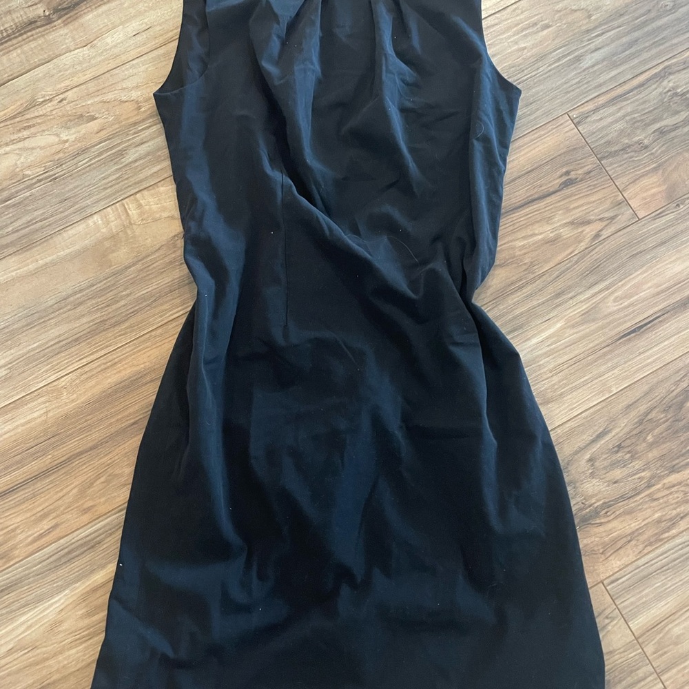 Elegant Black Sleeveless Dress